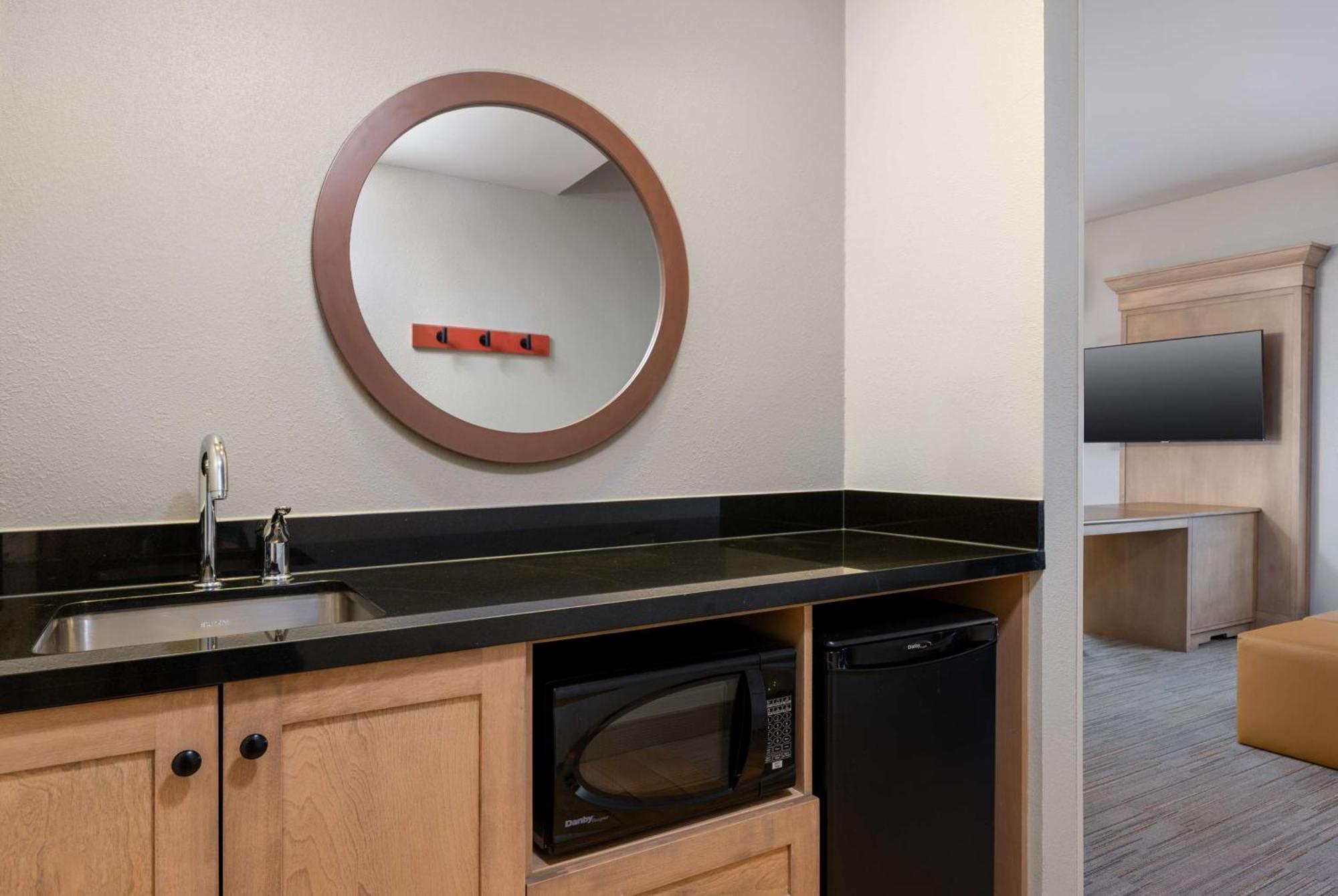 Hampton Inn & Suites Dodge City Boot Hill Casino Extérieur photo